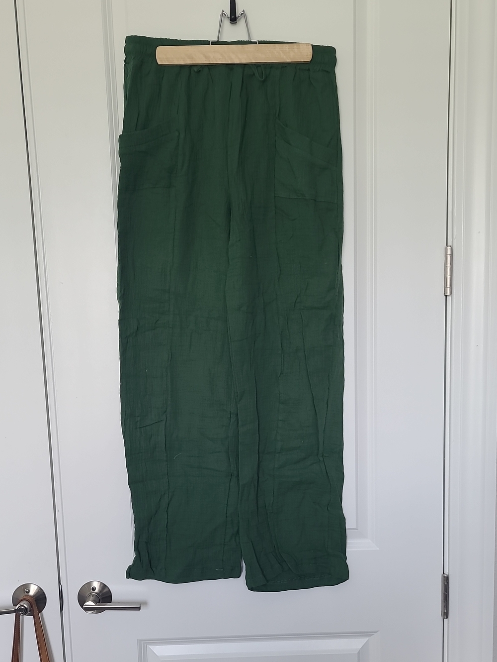 Women's Dark Green Casual Drawstring Pants. BB 58